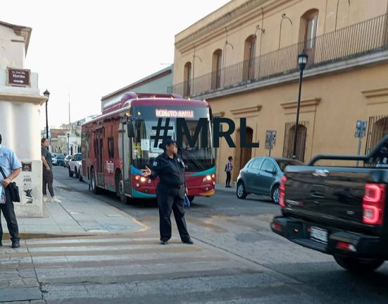 Policía Vial salva a una persona en crisis de hipoglucemia Central Q Noticias Oaxaca